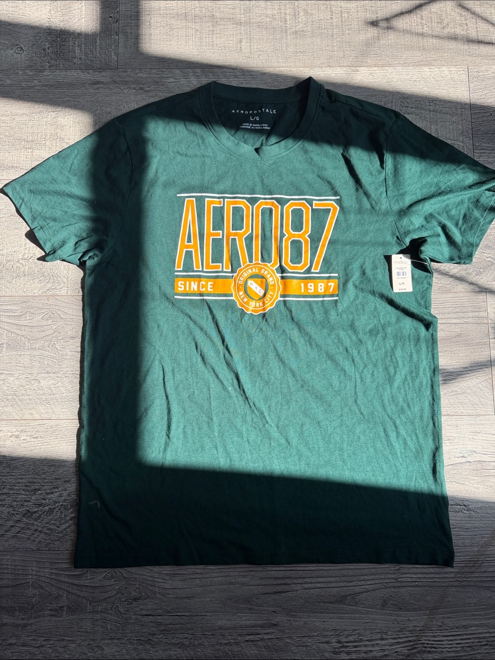Aeropostale Men’s Forest Green AERO87 Graphic Tee with Yellow Logo